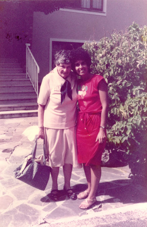 Albie’s mother Ray, and his then-partner, Lucia Echecopar, in Maputo.